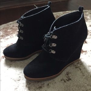 Steve Madden - Black Wedge Booties - 8M